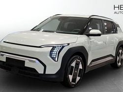 Grön (green) Ny 2025 Kia EV3 Plus SUV | 490 430 kr (Marknadspris)
