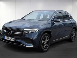 Blå Begagnad 2021 Mercedes EQA250 AMG SUV | 368 900 kr (Marknadspris)