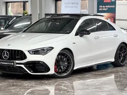 Vit Begagnad 2021 Mercedes CLA45 AMG AMG Sportkupé | 569 900 kr (Marknadspris)