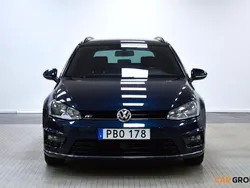 Mörkblå (blå) Begagnad 2017 VW Golf VII GT Kombi | 159 900 kr (Marknadspris)