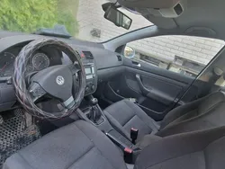 Silver Begagnad 2007 VW Golf V Halvkombi | 6 000 kr