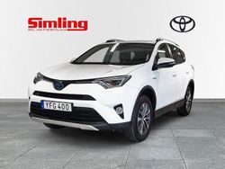 Vit Begagnad 2016 Toyota RAV4 Hybrid Active SUV | 219 900 kr (Marknadspris)