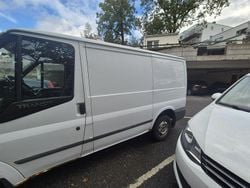 Vit Begagnad 2011 Ford Transit T260 Minibuss | 27 000 kr (Marknadspris)