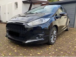 Svart Begagnad 2017 Ford Fiesta ST-Line Halvkombi | 105 000 kr (Marknadspris)