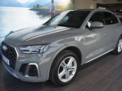 Grå Begagnad 2021 Audi Q5 S-Line SUV | 469 000 kr (Lite dyr)