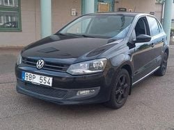 Svart Begagnad 2011 VW Polo Halvkombi | 34 900 kr (Lite dyr)