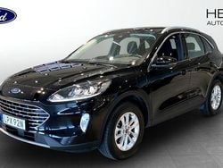Svart (black) Begagnad 2022 Ford Kuga Titanium SUV | 259 900 kr (Marknadspris)