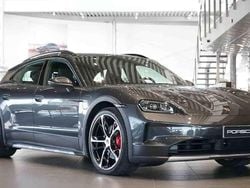 Grå Begagnad 2024 Porsche Taycan 4S Cross Turismo Sedan | 1 195 000 kr