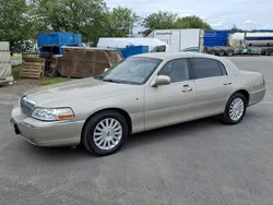 Gul Begagnad 2004 Lincoln Town Car Sedan | 130 000 kr