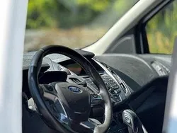 Vit Begagnad 2018 Ford Transit | 80 000 kr (Bra pris)