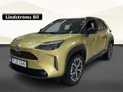 Gul Begagnad 2023 Toyota Yaris Cross Edition SUV | 329 900 kr (Marknadspris)