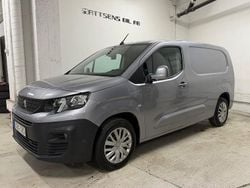 Gråmetallic Begagnad 2019 Peugeot Partner Minibuss | 129 900 kr (Bra pris)