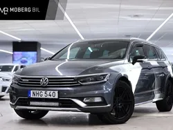 Mörkgrå Begagnad 2016 VW Passat Alltrack Executive Kombi | 249 900 kr (Dyr)