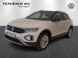 Vit (pure white black) Begagnad 2025 VW T-Roc SUV | 319 900 kr (Marknadspris)