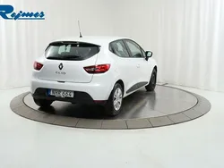 Vit Begagnad 2016 Renault Clio GrandTour Expression Kombi | 99 800 kr (Marknadspris)