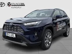 Mörkblå Begagnad 2024 Toyota RAV4 Hybrid Executive SUV | 474 900 kr (Marknadspris)
