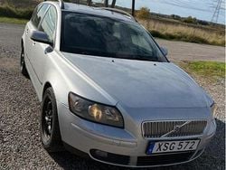 Begagnad 2006 Volvo V50 Kinetic Kombi | 26 900 kr (Marknadspris)