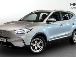 Grå (grey) Begagnad 2022 MG ZS Luxury Sedan | 249 900 kr (Bra pris)