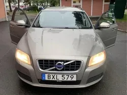 Brun Begagnad 2011 Volvo V70 Drive Kinetic Kombi | 65 500 kr (Bra pris)