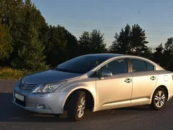 Silver Begagnad 2011 Toyota Avensis Sedan | 140 000 kr (Marknadspris)