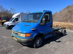 Blå Begagnad 2003 Iveco Daily Van | 29 900 kr