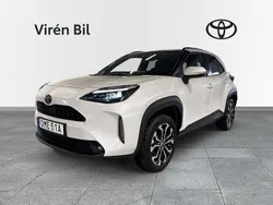 Vit Begagnad 2024 Toyota Yaris Cross SUV | 319 000 kr (Marknadspris)