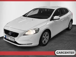 Vit Begagnad 2013 Volvo V40 Kinetic Kombi | 99 500 kr (Marknadspris)