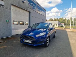 Blå Begagnad 2014 Ford Fiesta Trend Halvkombi | 59 000 kr (Marknadspris)