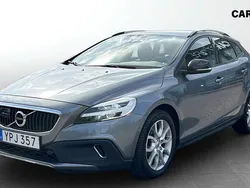 Grå Begagnad 2019 Volvo V40 CC Pro Kombi | 189 900 kr (Marknadspris)