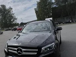 Svart Begagnad 2018 Mercedes GLC220 SUV | 259 999 kr (Marknadspris)