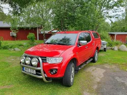 Röd Begagnad 2015 Mitsubishi L200 Pickup | 139 000 kr (Bra pris)