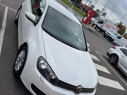 Vit Begagnad 2011 VW Golf VI Halvkombi | 95 000 kr (Marknadspris)