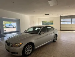 Ljusgrå Begagnad 2011 BMW 320 Sedan | 68 900 kr (Bra pris)