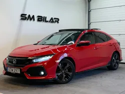 Röd Begagnad 2018 Honda Civic SE Halvkombi | 169 900 kr