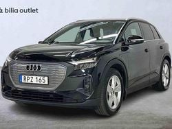 Svart Begagnad 2022 Audi Q4 e-tron SUV | 334 900 kr (Bra pris)