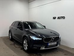 Grå Begagnad 2017 Volvo V90 CC Momentum Kombi | 309 500 kr (Bra pris)