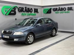 Grå Begagnad 2005 Skoda Octavia Kombi | 34 900 kr (Lite dyr)