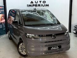 Grå Begagnad 2024 VW Multivan Minibuss | 639 900 kr (Lite dyr)