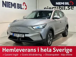 Grå Begagnad 2023 MG ZS Luxury Sedan | 349 900 kr (Lite dyr)