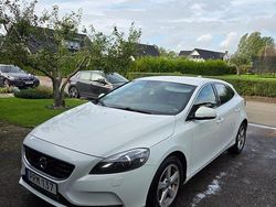Begagnad 2015 Volvo V40 Halvkombi | 99 000 kr (Lite dyr)