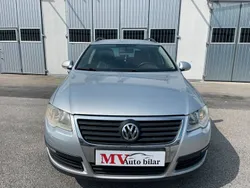 Silver Begagnad 2005 VW Passat Kombi | 29 000 kr (Marknadspris)