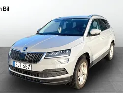 Grå Begagnad 2021 Skoda Karoq Style SUV | 239 900 kr (Marknadspris)