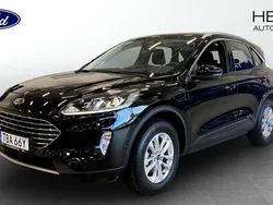 Svart (black) Begagnad 2022 Ford Kuga Titanium SUV | 244 900 kr (Bra pris)