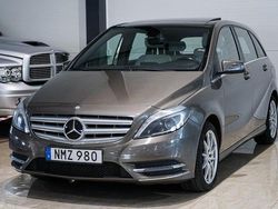 Grå Begagnad 2014 Mercedes B220 Minibuss | 139 500 kr