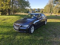Grå Begagnad 2008 BMW 325 Advantage Sedan | 90 000 kr (Marknadspris)