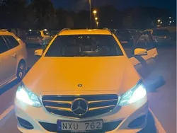 Vit Begagnad 2014 Mercedes E220 AMG Kombi | 180 000 kr (Marknadspris)