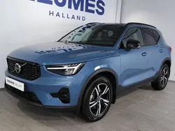 Blå Begagnad 2023 Volvo XC40 Plus SUV | 359 500 kr (Bra pris)