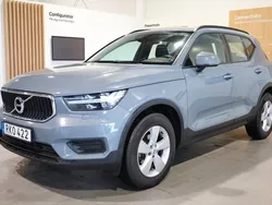 Grå (thunder grey metallic ) Begagnad 2022 Volvo XC40 Momentum SUV | 268 800 kr (Bra pris)