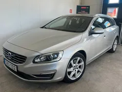 Silver Begagnad 2014 Volvo V60 Summum Kombi | 99 900 kr (Bra pris)