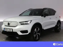 Vit Begagnad 2022 Volvo XC40 Core SUV | 312 900 kr